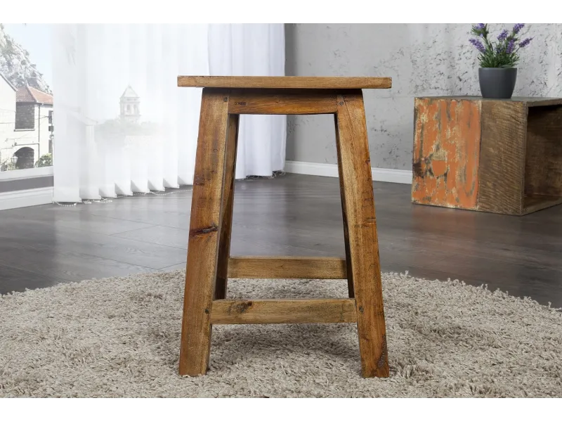 Tabouret design de 45cm en bois massif recyclé