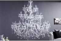 Lustre suspendu classique à 30 bougies coloris transparent