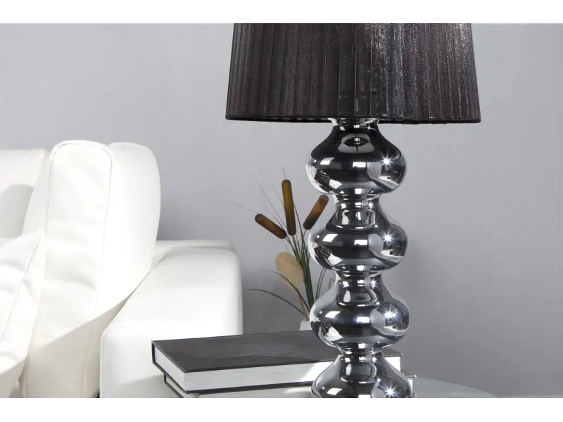 Lampe en acier chromé de 70 cm avec abat-jour noir