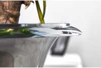 Vase design en aluminium de couleur argenté