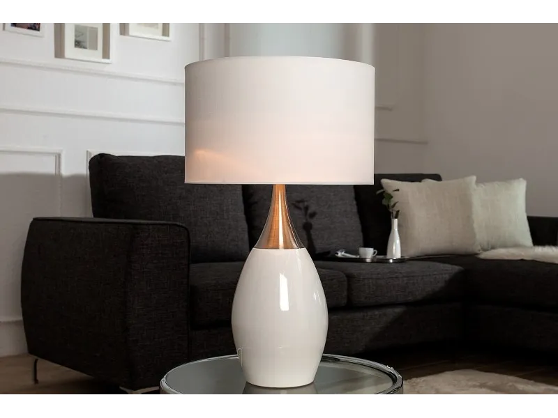 Lampe à poser moderne en métal et en toile de couleur blanche