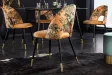 Chaise velours design moderne avec pieds métal noir et patins dorés