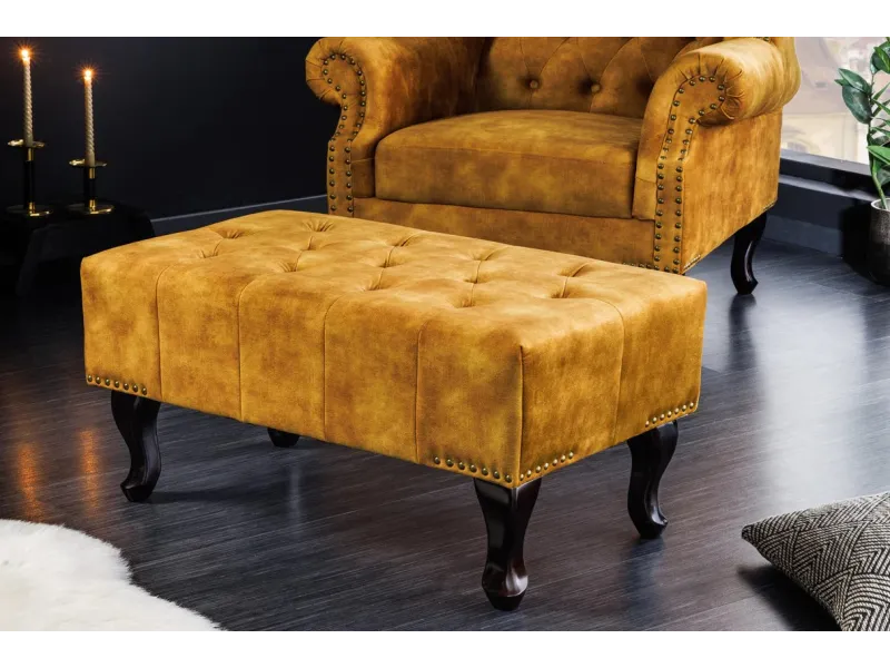 Repose-pieds CHESTERFIELD – Élégance et confort en velours jaune moutarde