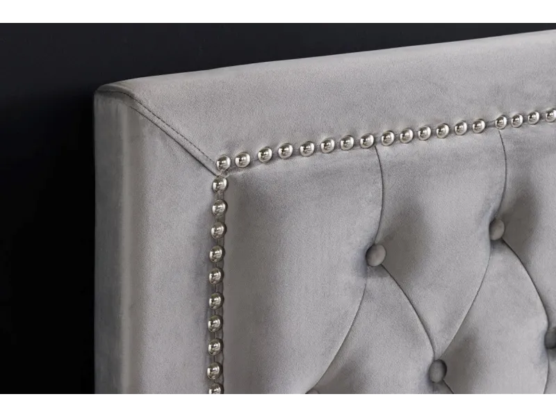 Lit design 180x200cm avec rivets de velours gris argent