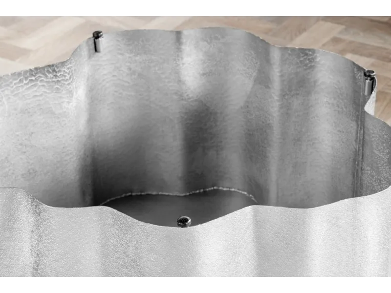 Table basse de 70 cm design oriental coloris argenté