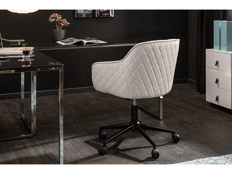 Lot de 4 chaises de bureau à roulettes en simili cuir coloris turqu...