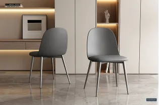 CHAISES 'JASMIN' ASSISE PP COUSSIN en simili cuir coloris Gris