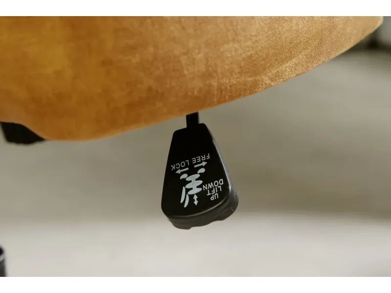 Lot de 4 chaises de bureau à roulettes en simili cuir coloris turqu...