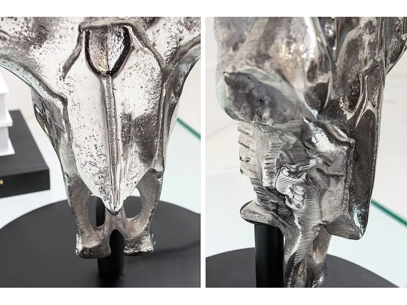 Lampe à poser design crâne de taureau coloris argenté et noir