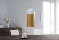 Lampe suspension design en métal de couleur dorée et blanche