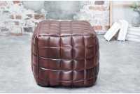 Pouf design rembourré en cuir de couleur marron