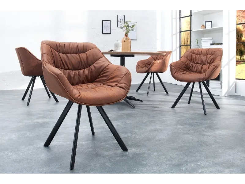 Chaise coloris marron en microfibre avec piétement en métal