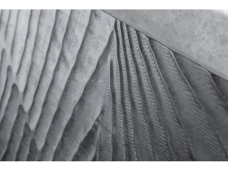 Lit en bois massif sculpté scorpion coloris noir 180x200cm