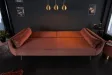 Canapé-lit 215 cm en velours coloris vieux rose doré
